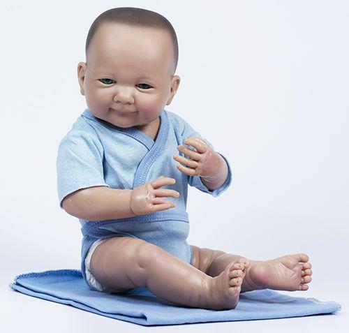BEBE SONRISITA CON MANTITA 38CM