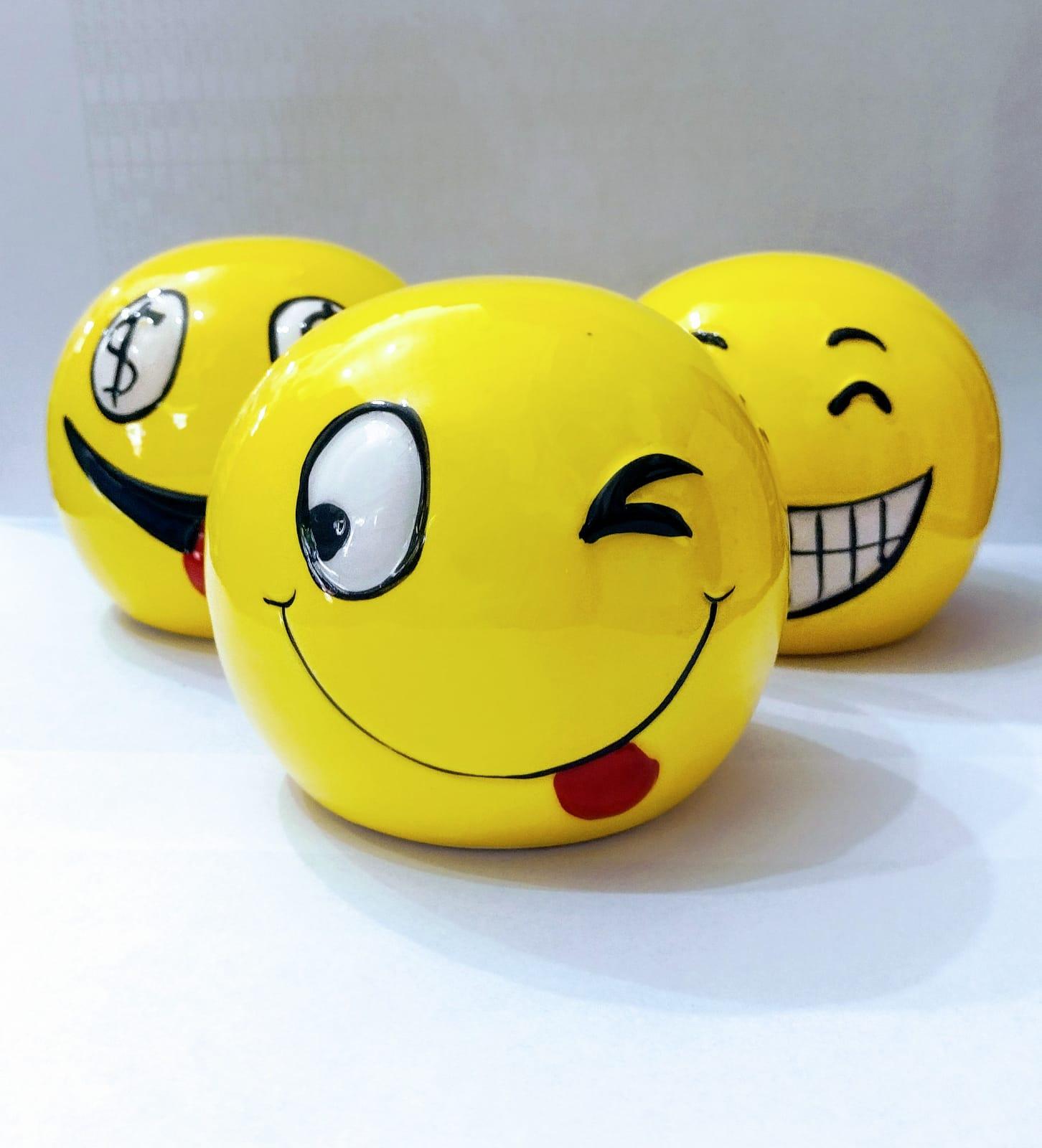 ALCANCIA EMOJI CERAMICA - MODELOS SURTIDOS