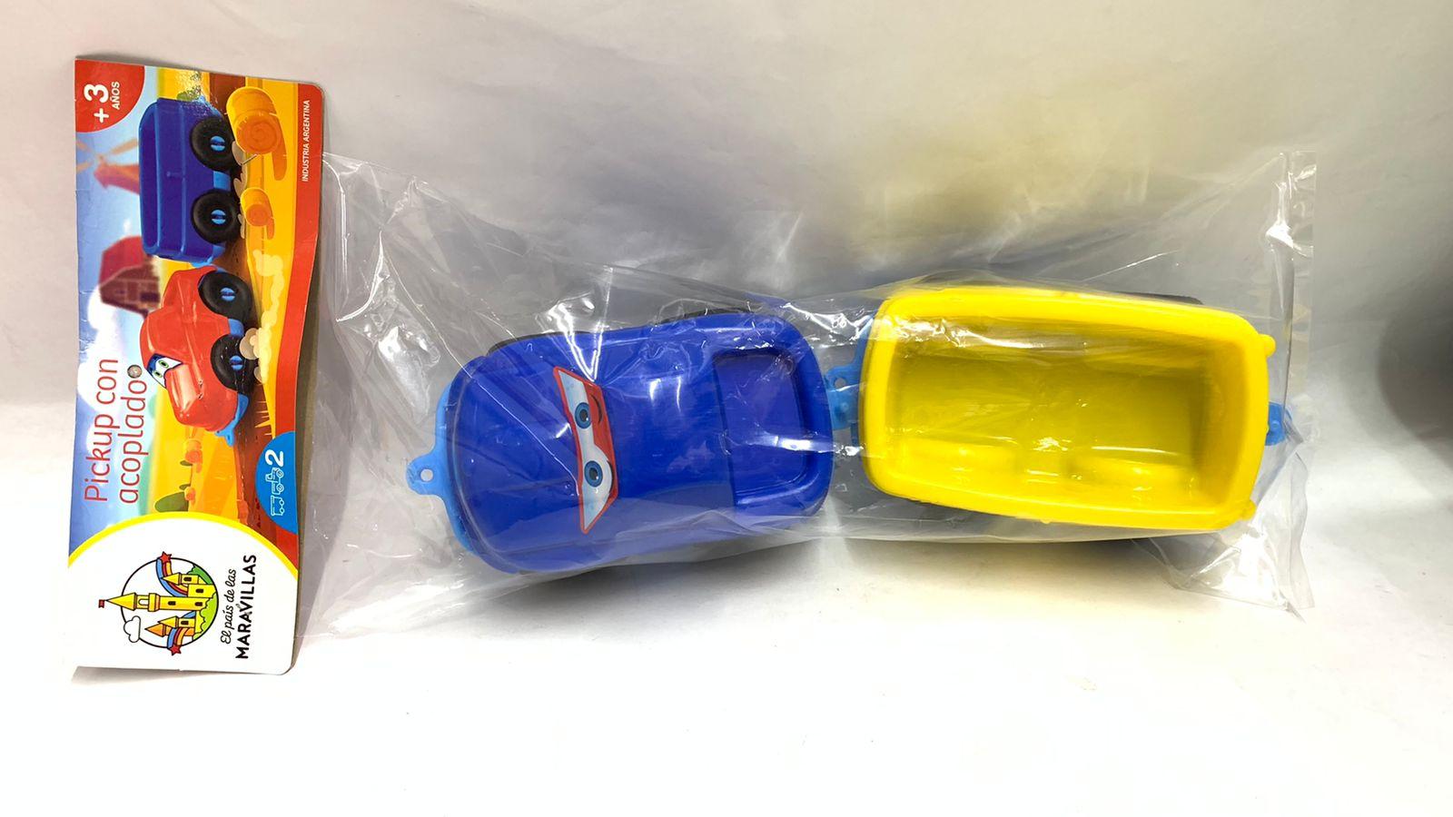 PICK UP CON ACOPLADO EN BOLSA