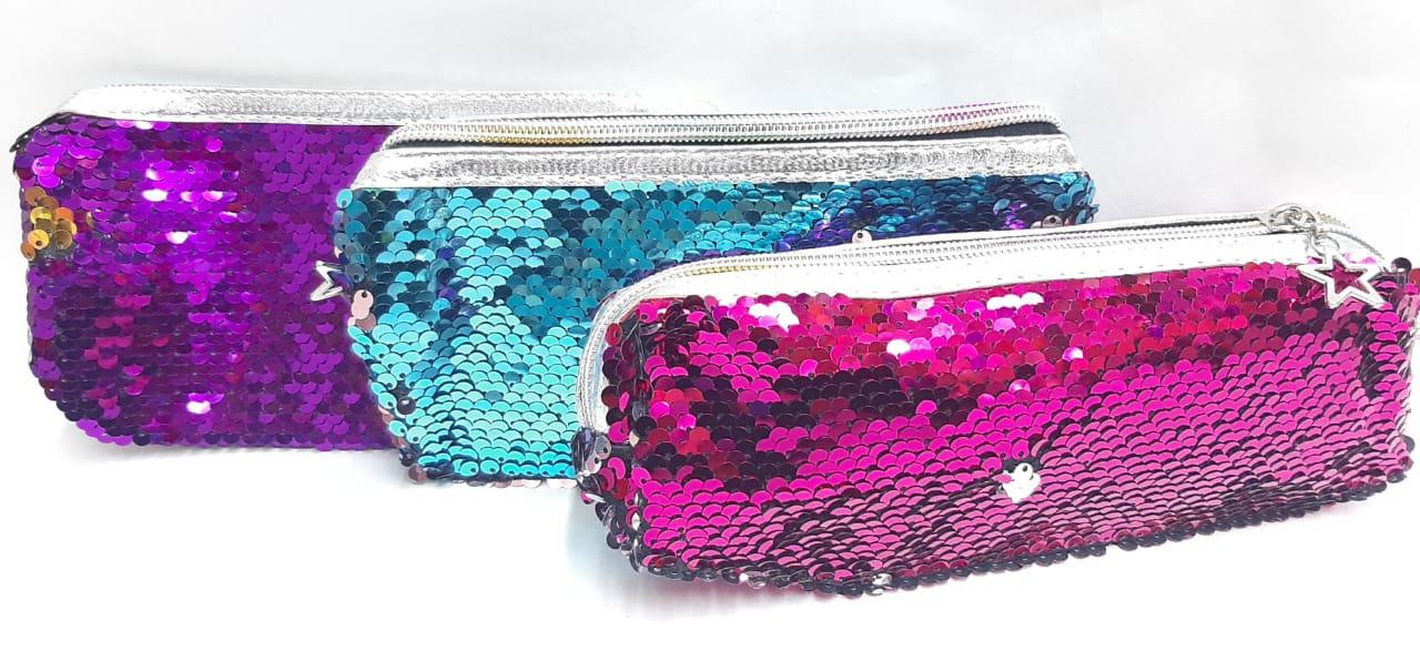 CANOPLA RECTANGULAR CON LENTEJUELAS