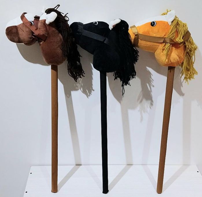 CABALLO CON PALO PELO LANA CON SONIDO