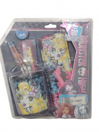 SET ESCOLAR CON PORTA LAPIZ MONSTER HIGH